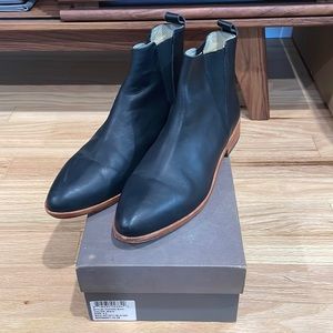 Nisolo Black Chelsea Boot